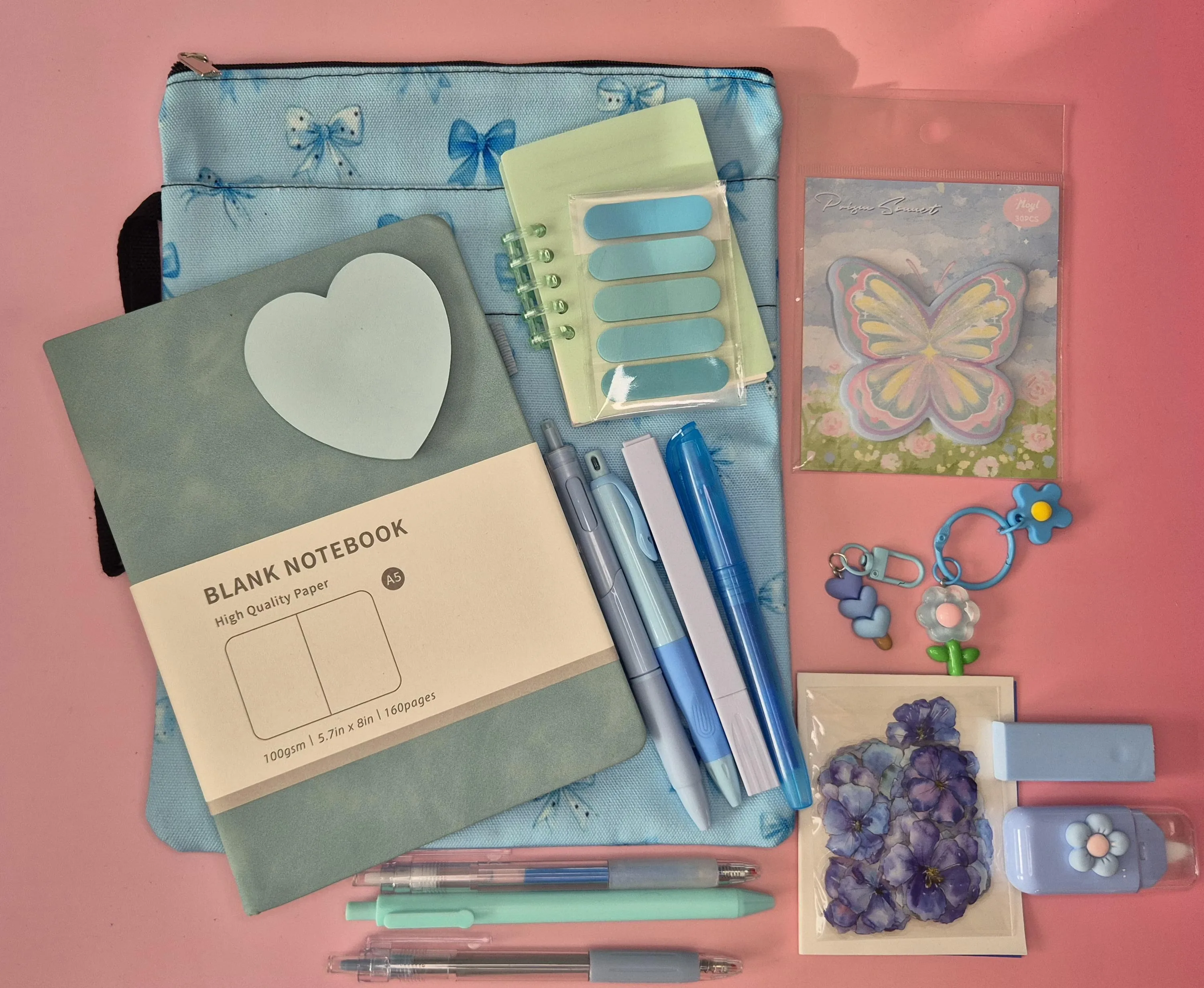 Bookish bundle met notitieboekje, boekenleggers, stickers en pennen
