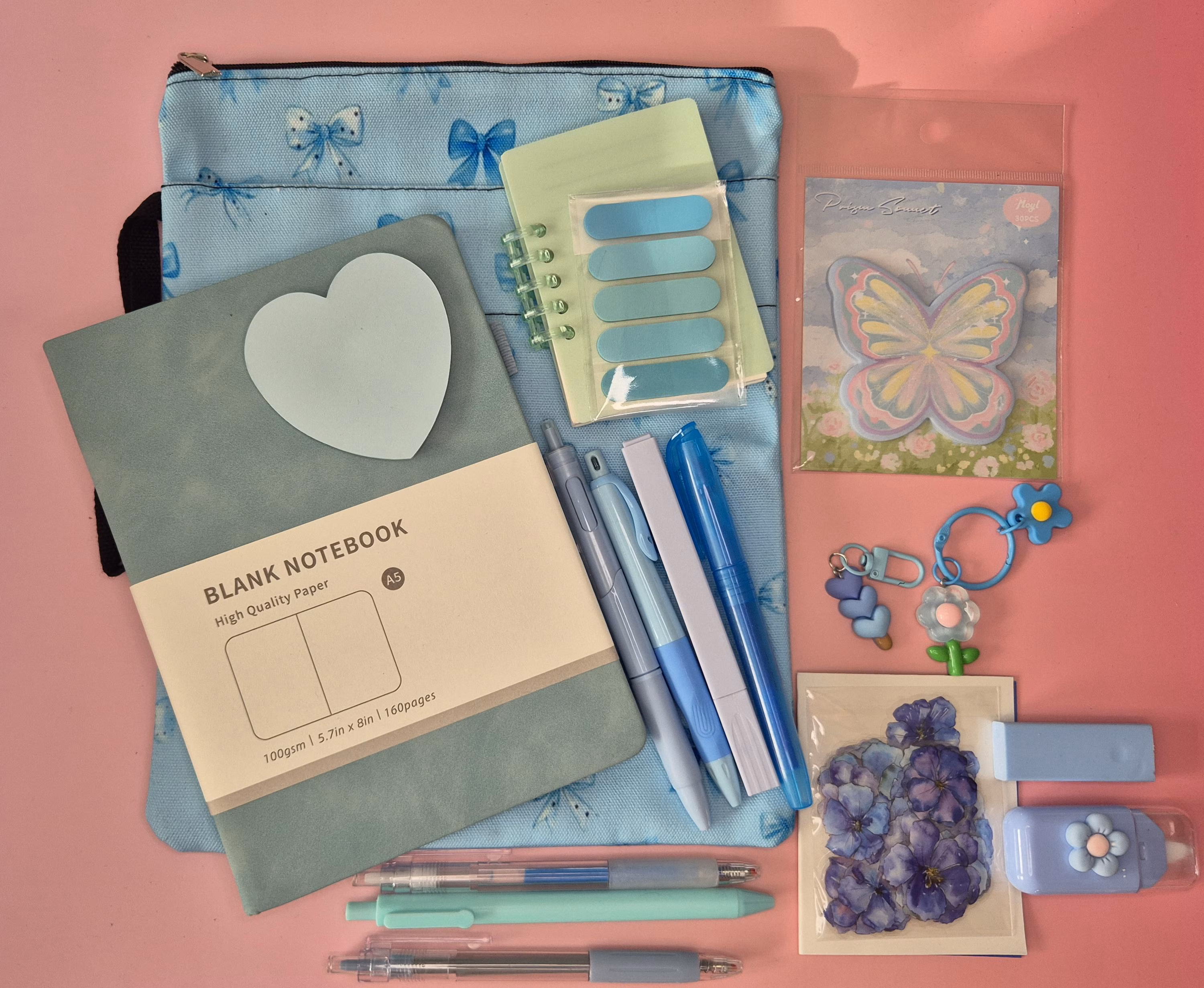 Bookish bundle met journal, stickers, pennen en boekenleggers